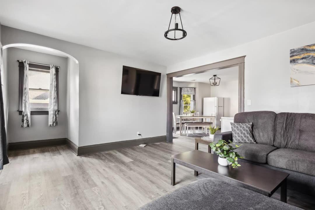 Spacious 6Br 2Ba Minutes For The Falls & Casino Niagarafälle Exterior foto